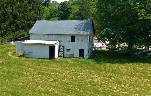 2350 W Broadway, Granville, OH 43023