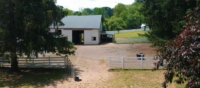 2350 W Broadway, Granville, OH 43023