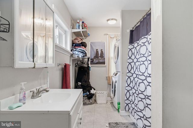 3523 DIXON AVE, Bristol, PA 19007