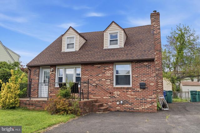3523 DIXON AVE, Bristol, PA 19007
