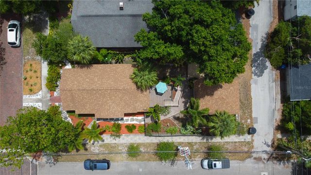 2962 BURLINGTON AVENUE N, St Petersburg, FL 33713