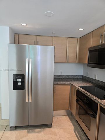 2101 Brickell Ave 305, Miami, FL 33129