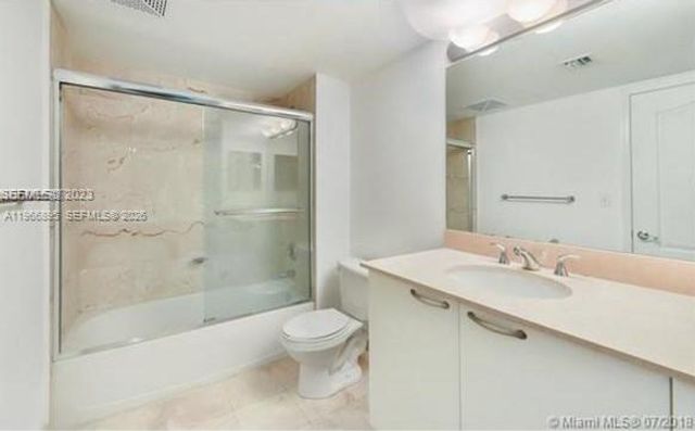 2101 Brickell Ave 305, Miami, FL 33129