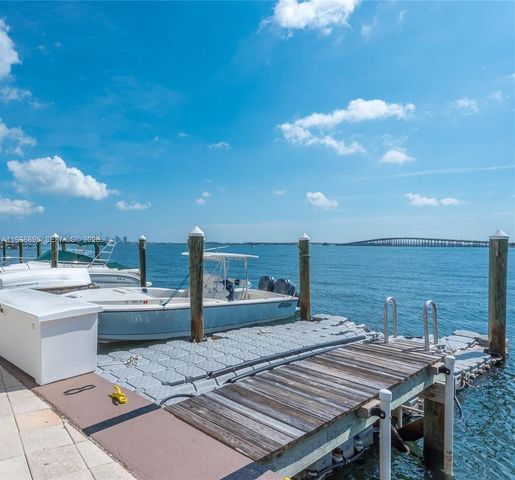 2101 Brickell Ave 305, Miami, FL 33129