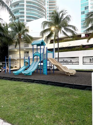 2101 Brickell Ave 305, Miami, FL 33129