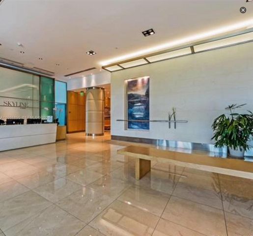 2101 Brickell Ave 305, Miami, FL 33129