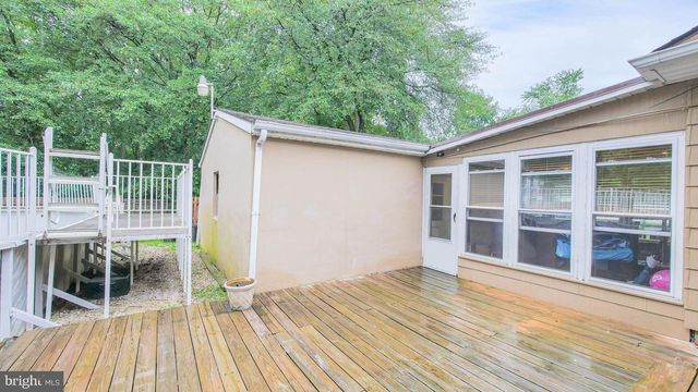 100 KENNEDY BLVD, Somerdale, NJ 08083