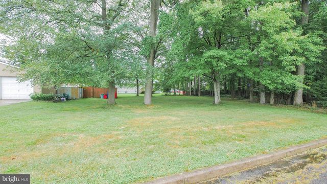 100 KENNEDY BLVD, Somerdale, NJ 08083