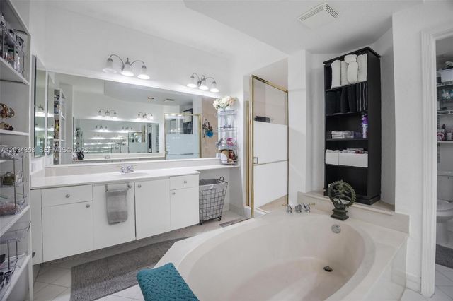 10720 NW 66th Street 202, Doral, FL 33178