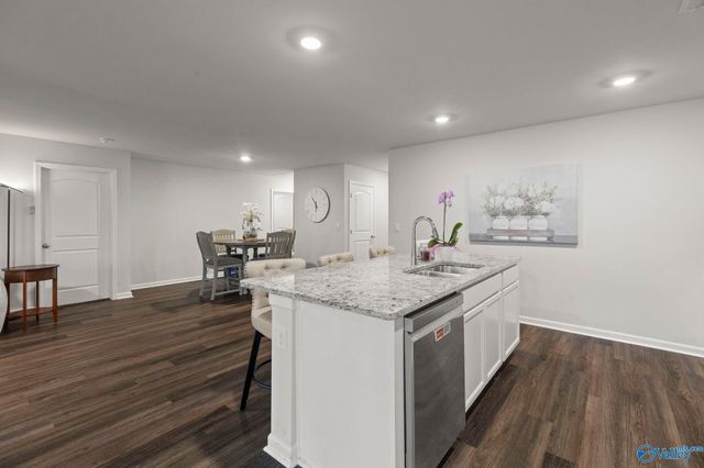 129 Ozy Drive, Athens, AL 35613