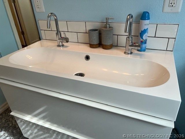 1907 W Cameron Street, Tulsa, OK 74127