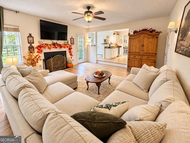 60 Aberdeen Court, Jefferson, GA 30549