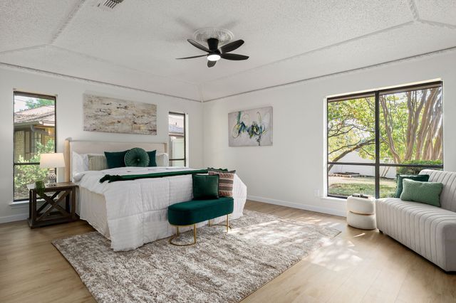 203 Mockingbird Court, Duncanville, TX 75137