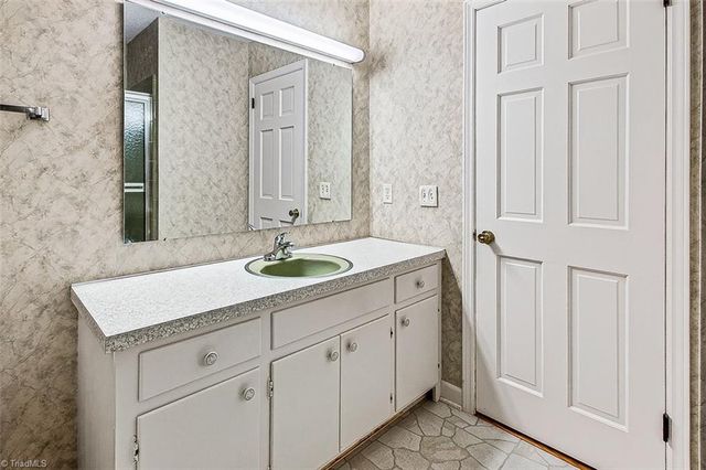 308 Westbury Drive, Asheboro, NC 27205