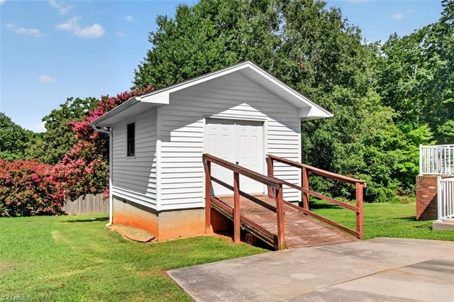 308 Westbury Drive, Asheboro, NC 27205