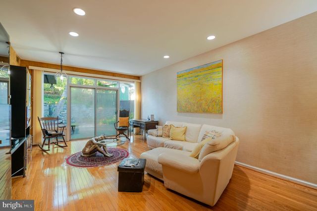 3201 PAULINE DR, Chevy Chase, MD 20815