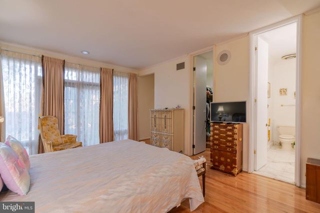 3201 PAULINE DR, Chevy Chase, MD 20815