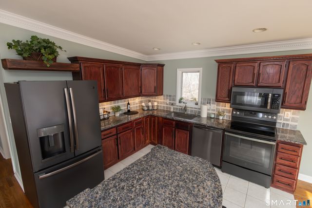 150 Poplar Drive, Cheshire, CT 06479