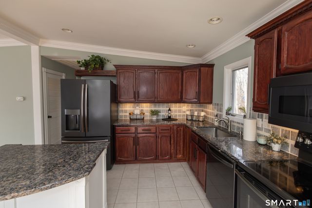 150 Poplar Drive, Cheshire, CT 06479