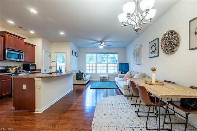 2459 Hartfield Circle, Winston-salem, NC 27103