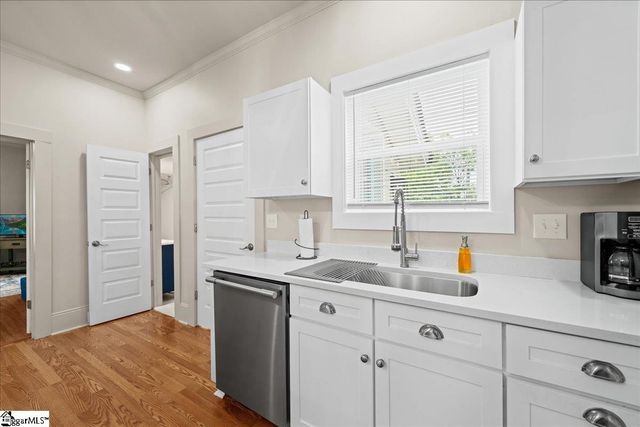 26 W 5th Street, Greenville, SC 29611