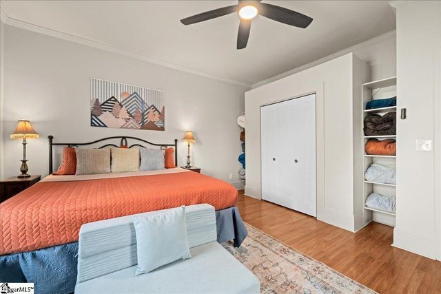 26 W 5th Street, Greenville, SC 29611