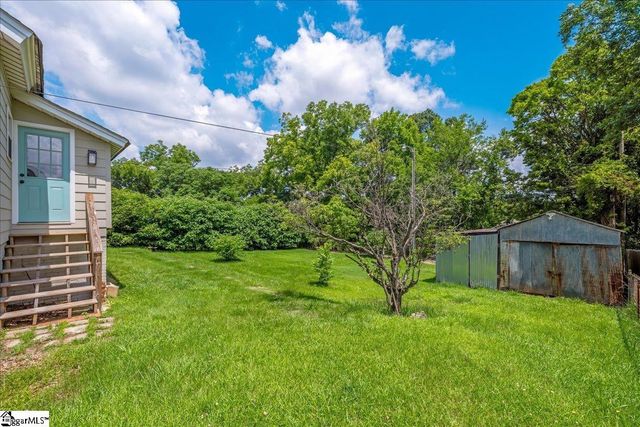 26 W 5th Street, Greenville, SC 29611