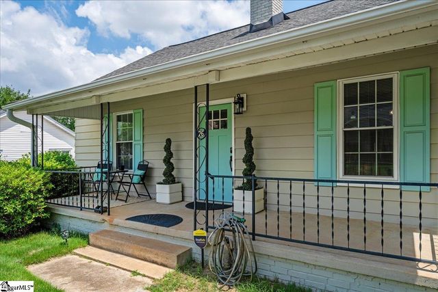 26 W 5th Street, Greenville, SC 29611