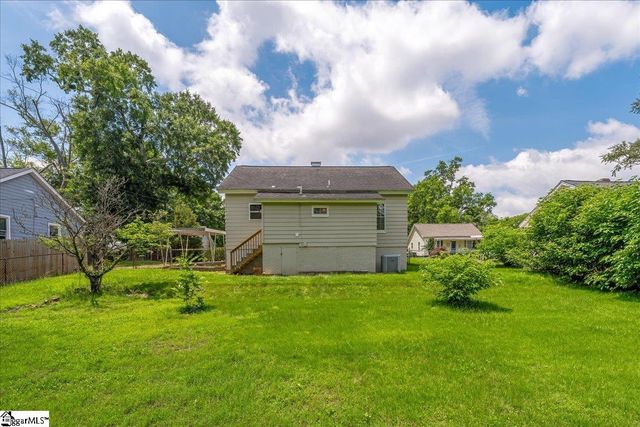 26 W 5th Street, Greenville, SC 29611