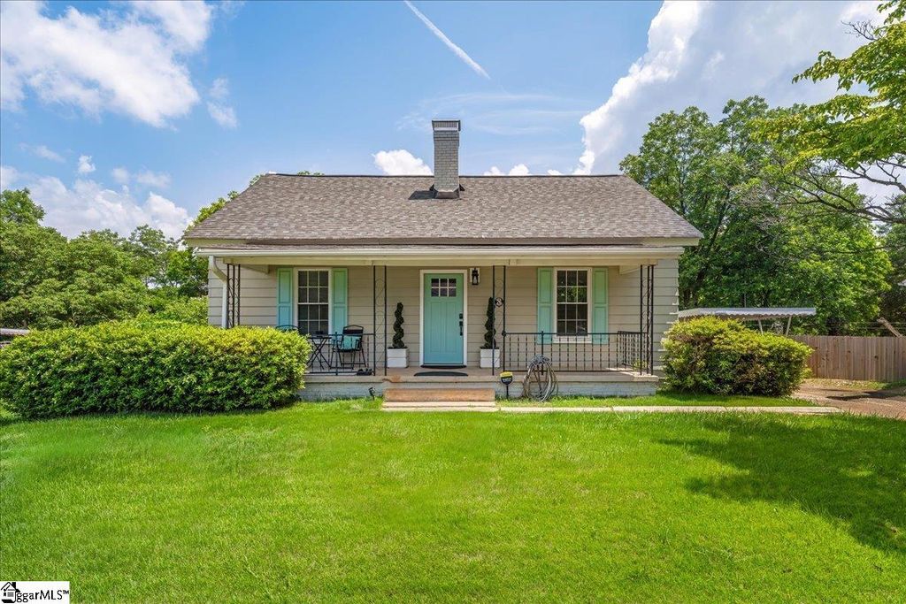26 W 5th Street, Greenville, SC 29611