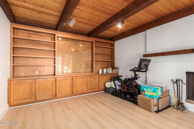 3342 E FOX Street, Mesa, AZ 85213