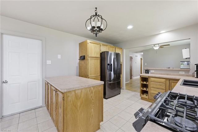 1117 Hazel AVE, Chesapeake, VA 23325