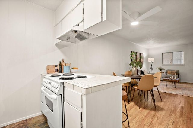 2122 Hancock DR 110, Austin, TX 78756