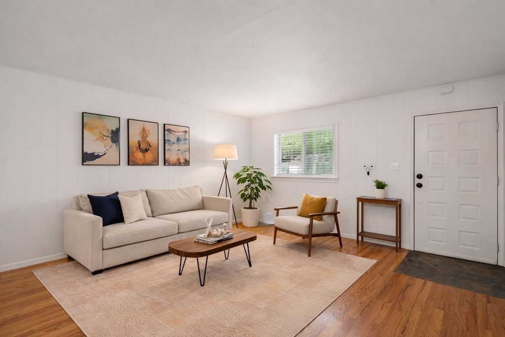 2122 Hancock DR 110, Austin, TX 78756