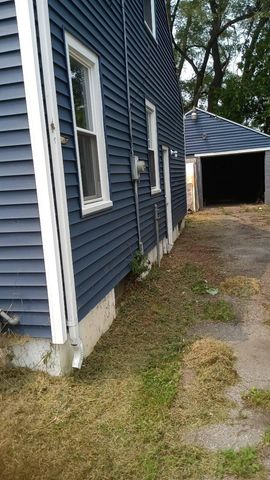 3419 Seneca Street, Flint, MI 48504