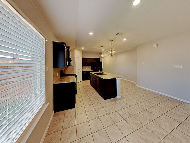 900 Walls Boulevard, Crowley, TX 76036