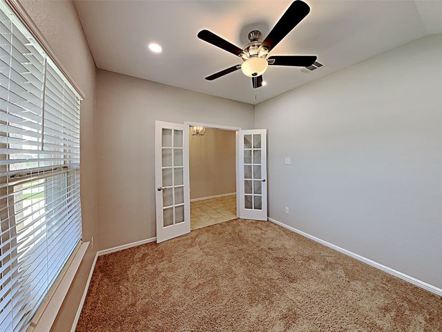 900 Walls Boulevard, Crowley, TX 76036