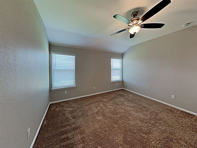 900 Walls Boulevard, Crowley, TX 76036