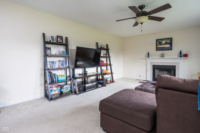 9348 Stones Ferry Way, Indianapolis, IN 46278