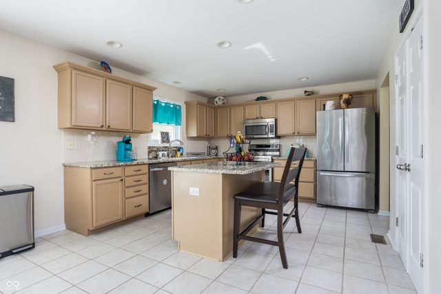 9348 Stones Ferry Way, Indianapolis, IN 46278