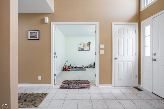 9348 Stones Ferry Way, Indianapolis, IN 46278