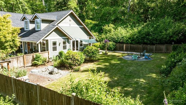 1796 Twin Oaks Lane, Freeland, WA 98249