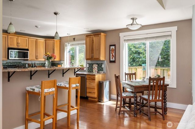 1796 Twin Oaks Lane, Freeland, WA 98249