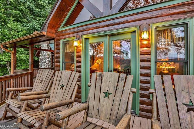 175 Cochise Road 19, Blue Ridge, GA 30513