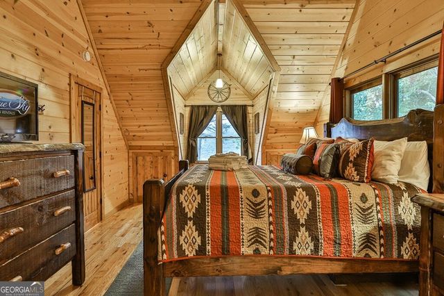 175 Cochise Road 19, Blue Ridge, GA 30513