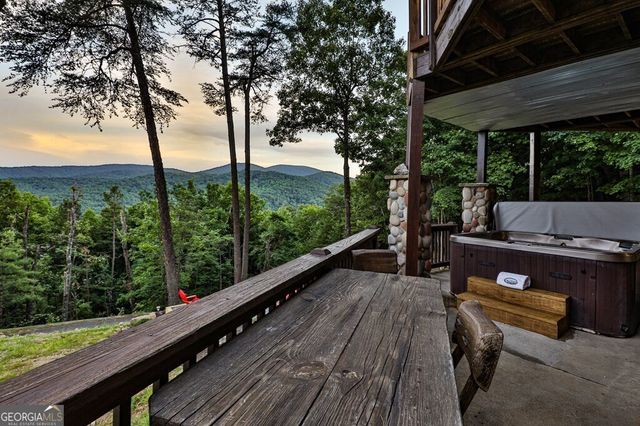 175 Cochise Road 19, Blue Ridge, GA 30513