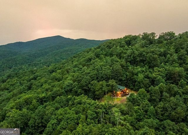 175 Cochise Road 19, Blue Ridge, GA 30513