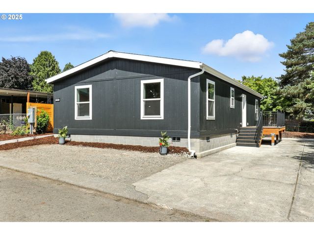 11657 GROUSE Ln, Aurora, OR 97002