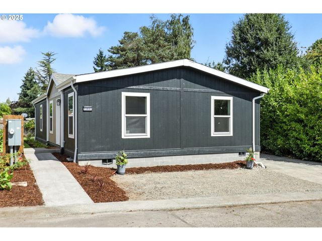 11657 GROUSE Ln, Aurora, OR 97002