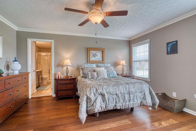 9940 Arbor Lake Drive, Newburgh, IN 47630